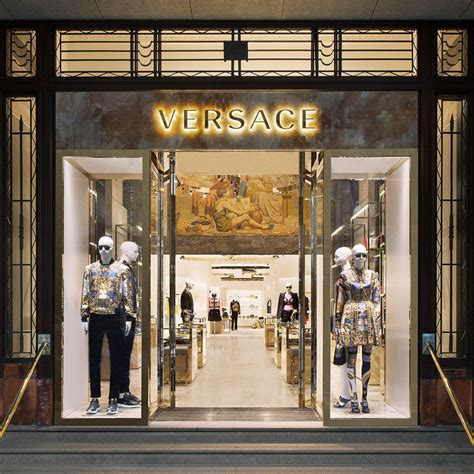 versace melbourne.